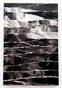 07-Sin t&iacute;tulo 24 &times;16 cm. Papel pintado con acr&iacute;lico, rasgado a mano y encolado s/li