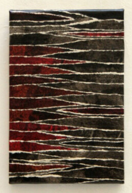 ESTRATOS Y MATICES 24&times;16 papel pintado con acr&iacute;lico, rasgado a mano y encolado s/lienzo 2005